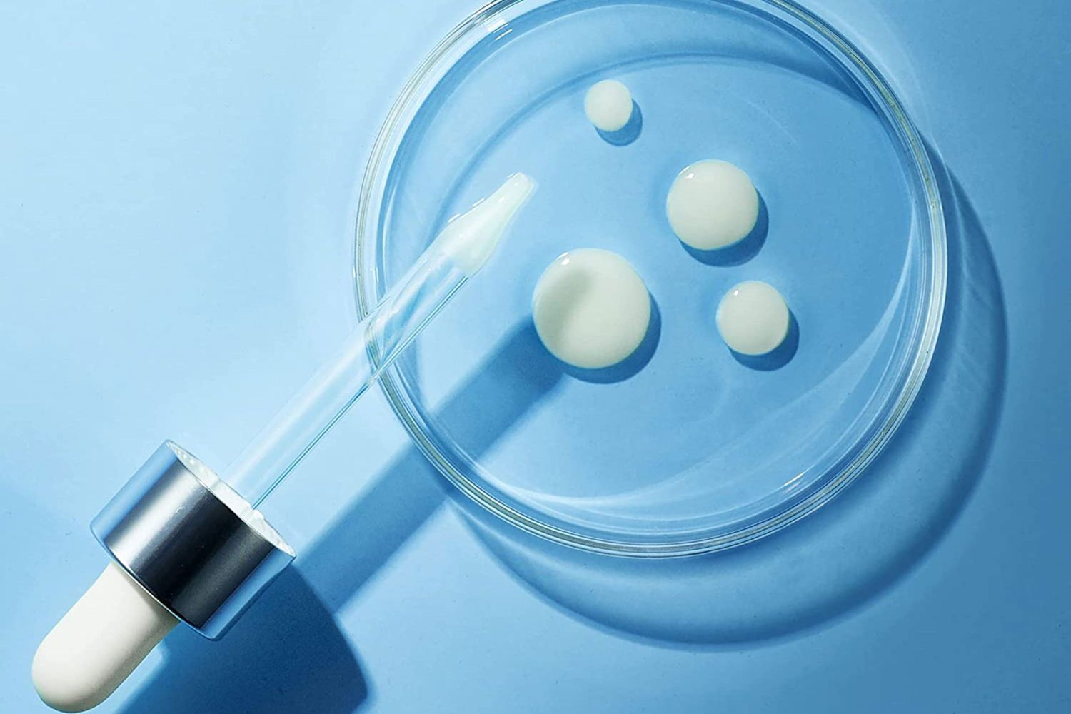 3 Best Hyaluronic Acid Body Serum For Healthier Skin According To