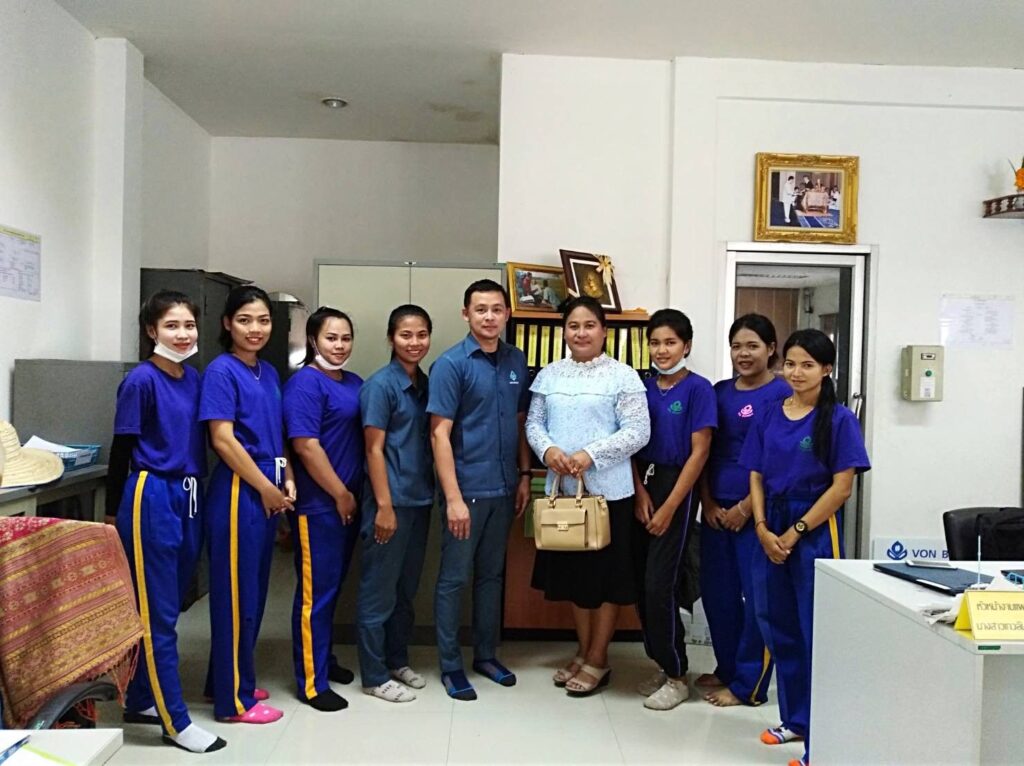 ป ว ช empirememes com